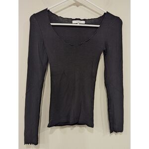 Almina Concept Ruffle Hem- Long Sleeve Ribbed Top Size Small